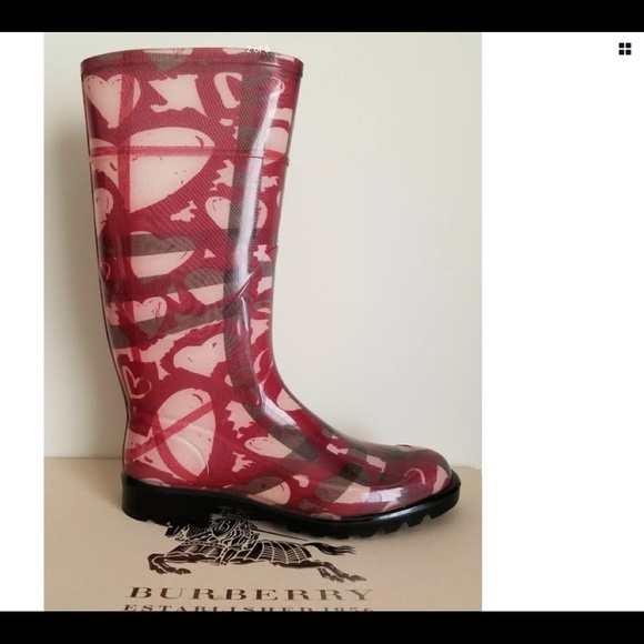 BURBERRY Hearts Rain Boots BNWOB - Picture 7 of 8